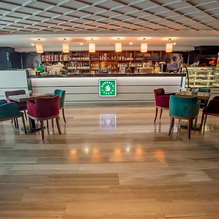 Park By Radisson Kavacik ホテル