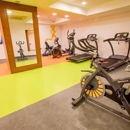 ホテル Park By Radisson Kavacik イスタンブール