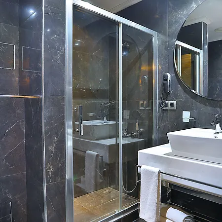 Park By Radisson Kavacik ホテル イスタンブール