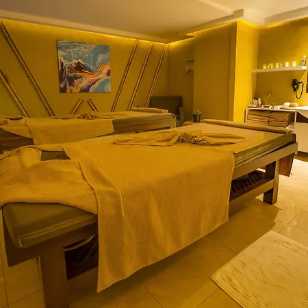 Hotel Park By Radisson Kavacik 4*