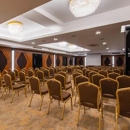 Hotel Park By Radisson Kavacik 4*