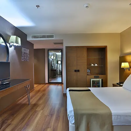 Otel Park By Radisson Kavacik 4*