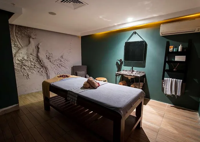 بارك إن باي راديسون آسيا كافاسيك فندق 4*