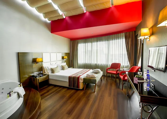 بارك إن باي راديسون آسيا كافاسيك فندق 4*